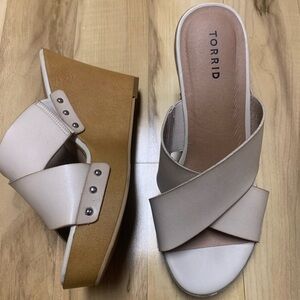Torrid -  Women Platform Wedge Sandals - Beige - Size: 10.5